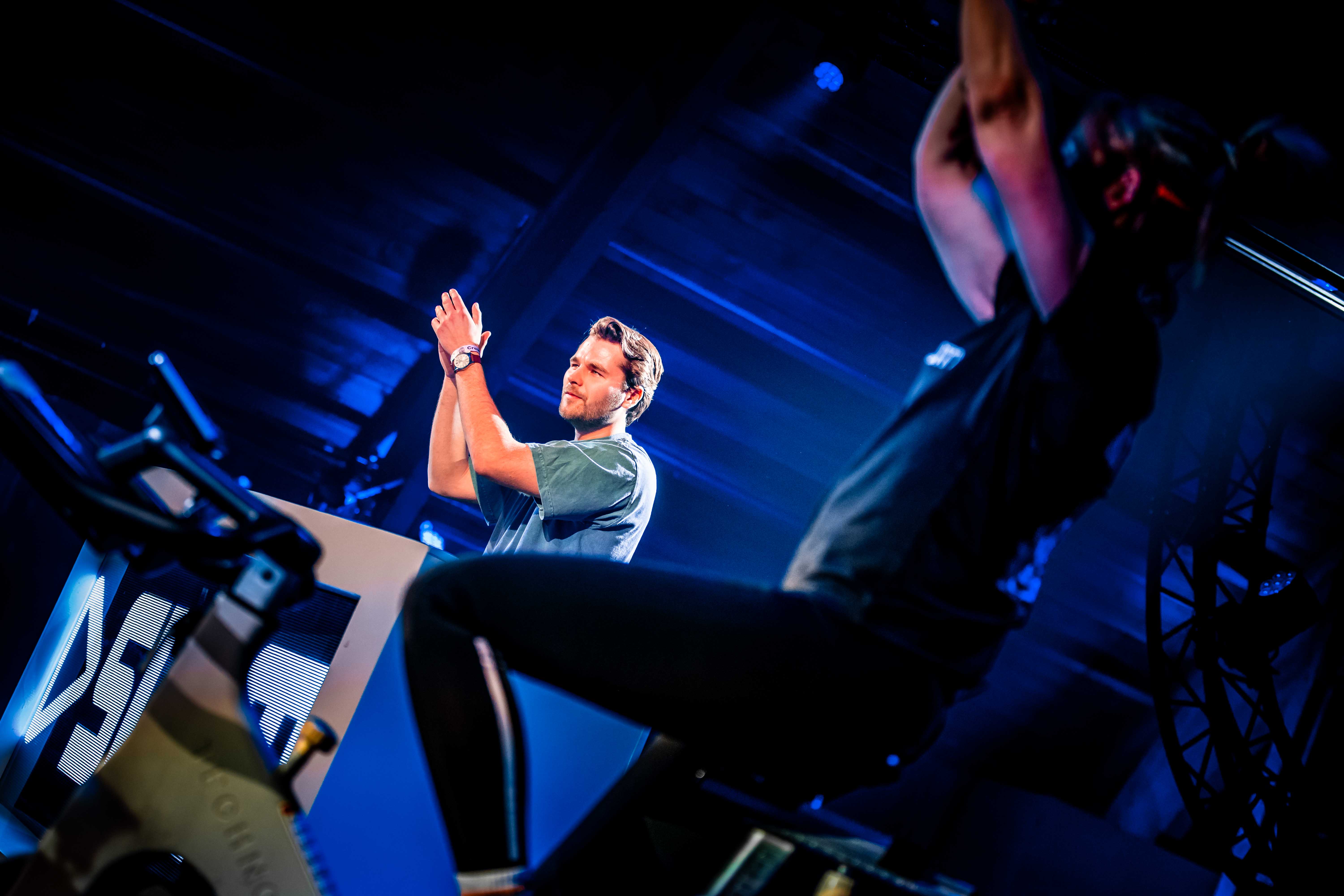 DJ Hielke in Action with Blue Lighting